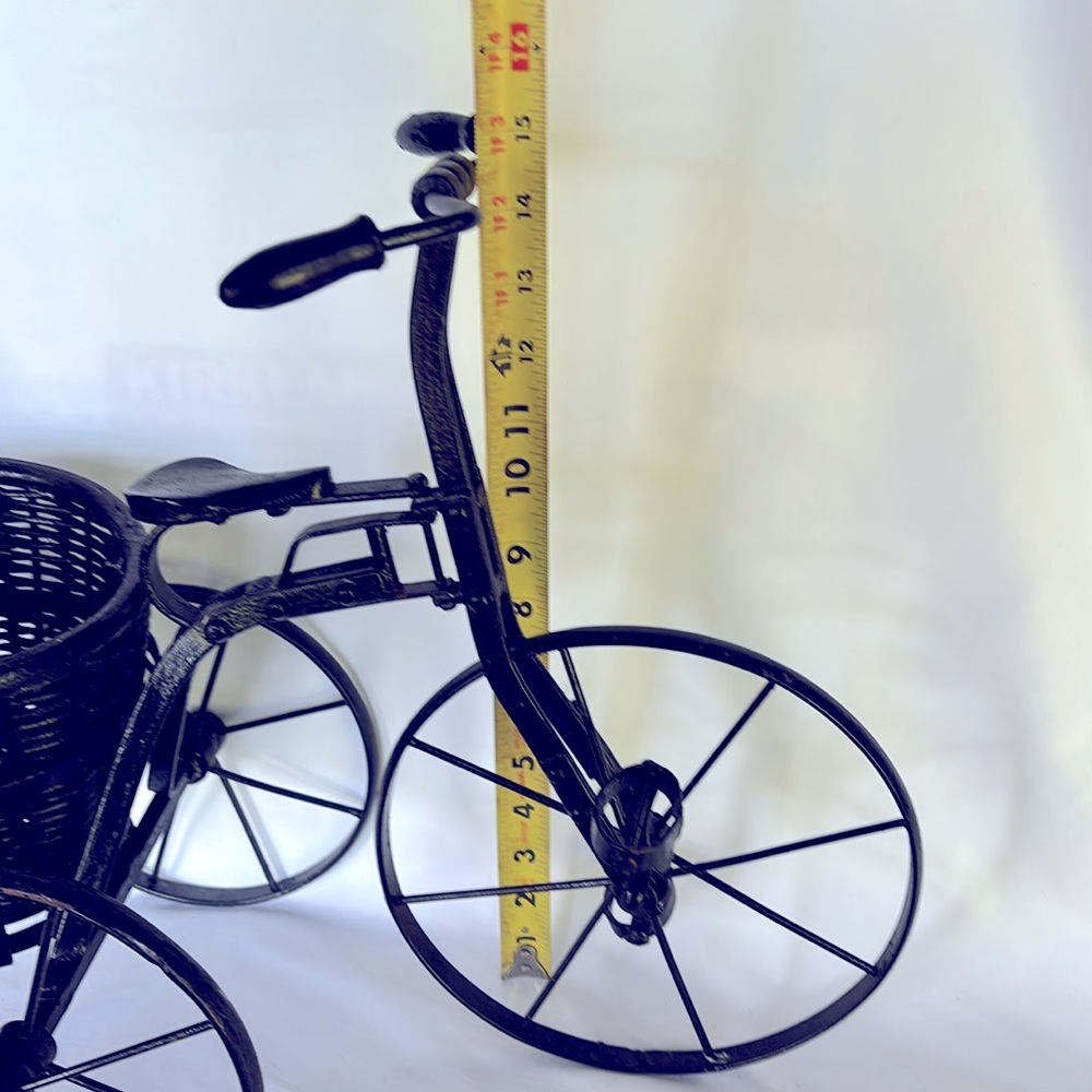 Vintage Black Metal & Wood Tricycle Bicycle Wicker Basket Metal Tricycle Planter - Picture 13 of 15